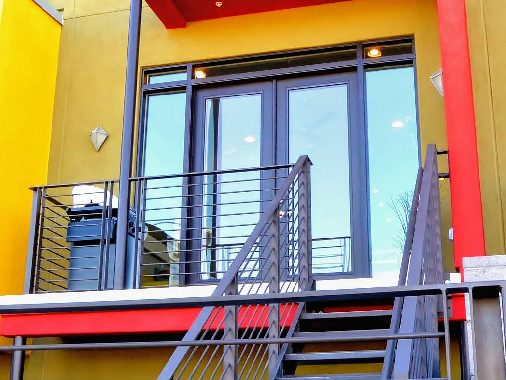 Building Photo - 516 E Ames Pl