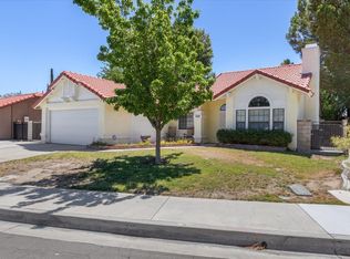 2842 Princeton Way, Lancaster, CA 93536