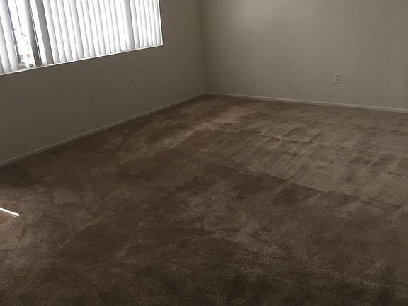 2nd image of 1424 Obispo Ave #3091592