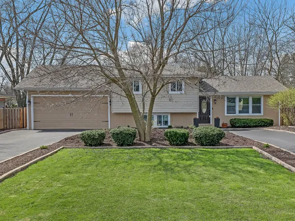 11S420 Lemont Rd, Lemont, IL 60439