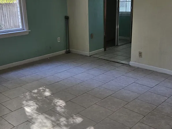 2737 Scenic Hwy, Pensacola, FL 32503