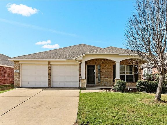 2nd image of 2739 Triple Crown Ln