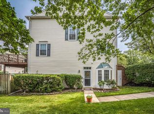 2476 Wentworth Dr, Crofton, MD 21114