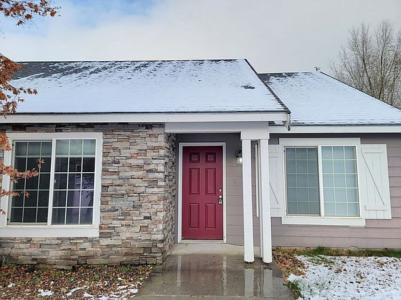 2nd image of 3674 Bing St