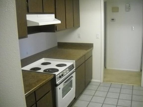 3rd image of 1940 S Alta Vista Cir