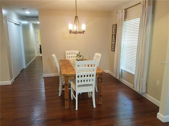 4th image of 809 W Russell Dr