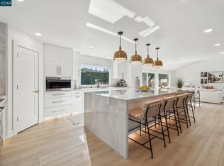 537 Banyan Cir, Walnut Creek, CA 94598