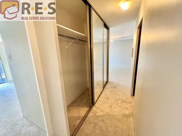 888 N Logan St #6I — Photo 9
