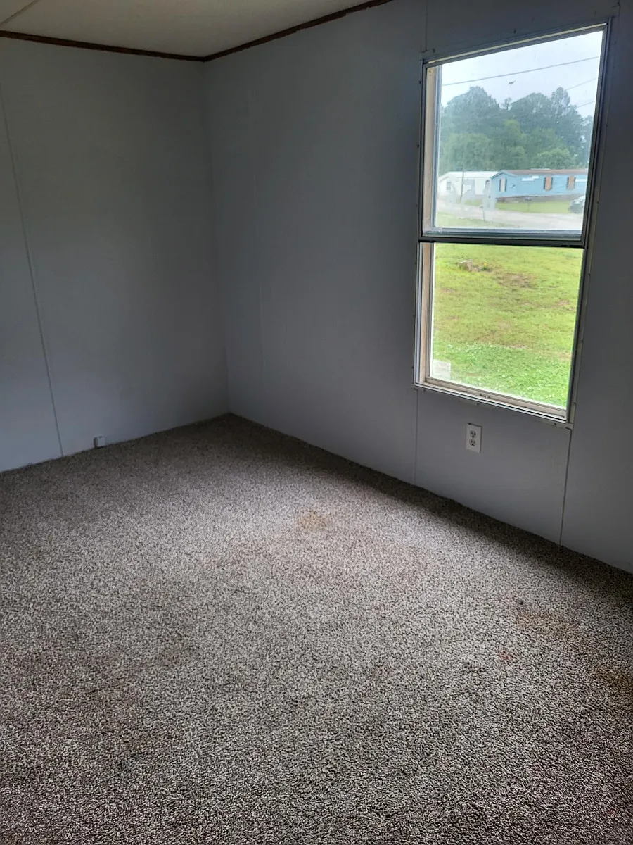 Building Photo - 92 Elizabeth Dr #C7