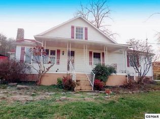 2755 Chapman Hwy, Sevierville, TN 37876