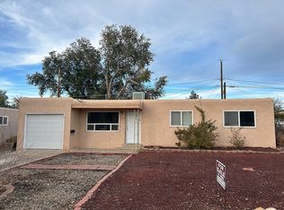 3206 Edgecliff Dr, Farmington, NM 87402