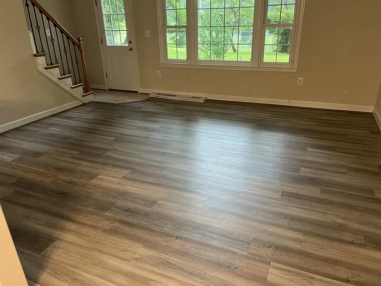 7723 Marthas Ln — Photo 3