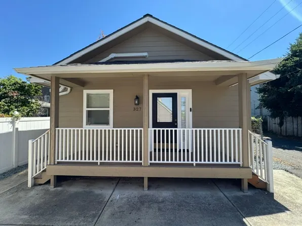 327 Mary St, Medford, OR 97504