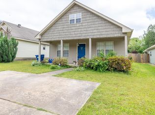 584 Fox Run Cir, Pell City, AL 35125