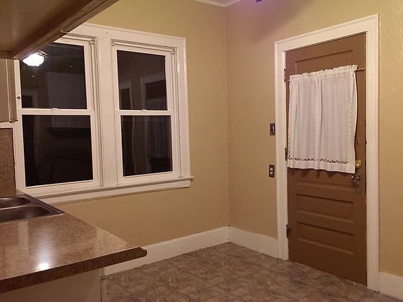 4th image of 3605 Bedford St