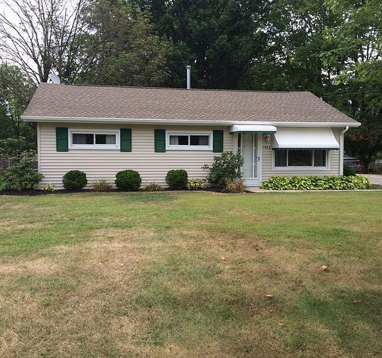 1st image of 1965 Pinewood Dr