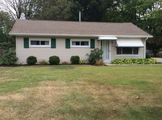 1965 Pinewood Dr, Brunswick, OH 44212