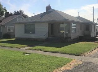 234 S 3rd St, Athena, OR 97813