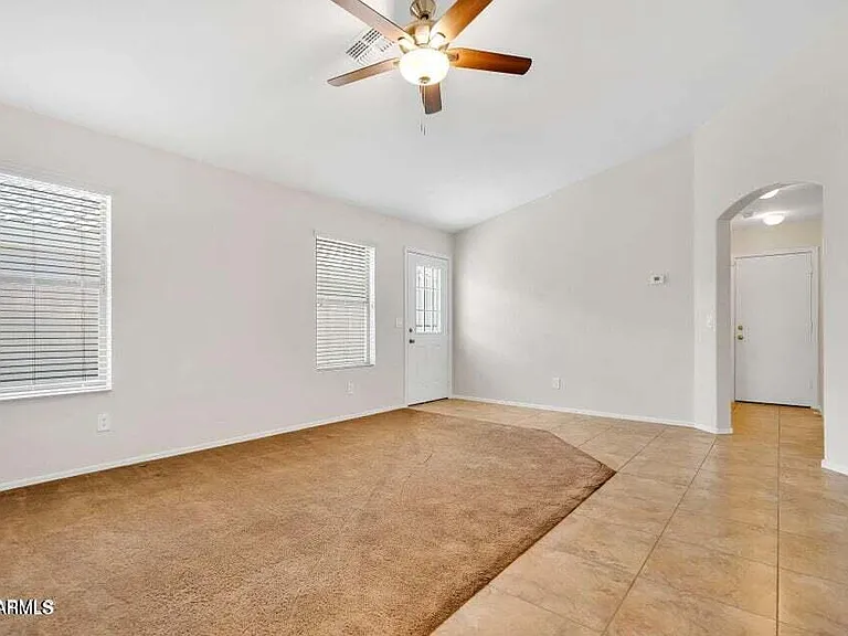 24039 N Mojave Ln — Photo 9