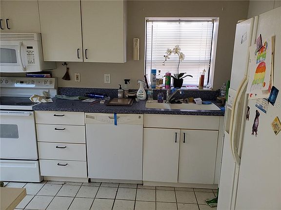 4th image of 3471 Beekman Pl