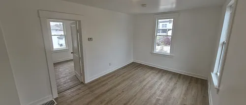 733 Cherry Way Photo 1