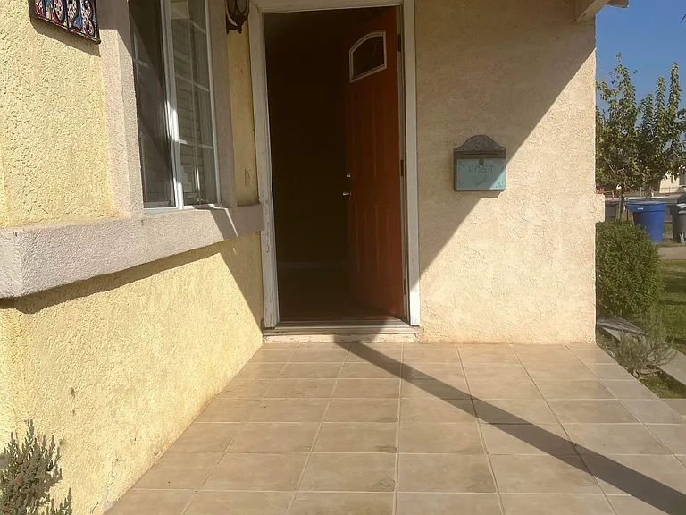 1023 Thomas Way — Photo 3