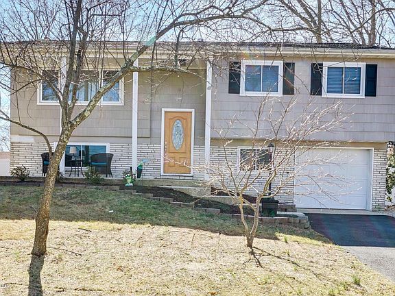 2nd image of 1051 Crystal Dr