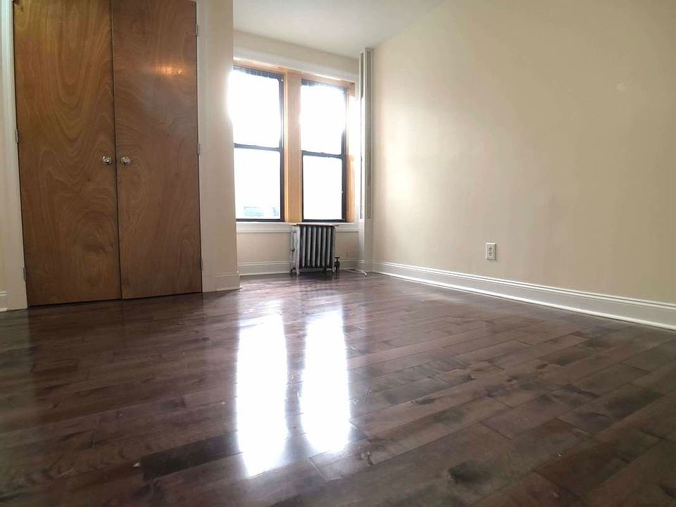 2nd image of 1810 Cortelyou Rd APT 3D