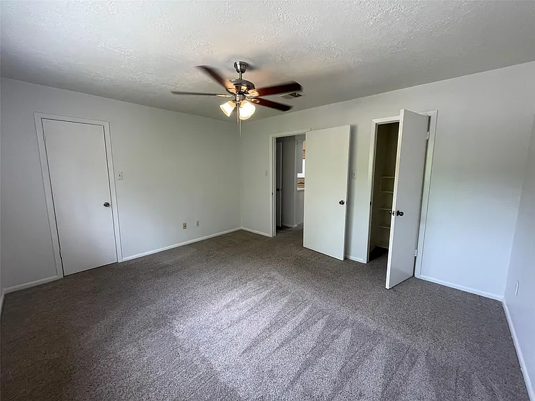 2 Thunderbird Dr #A — Photo 21