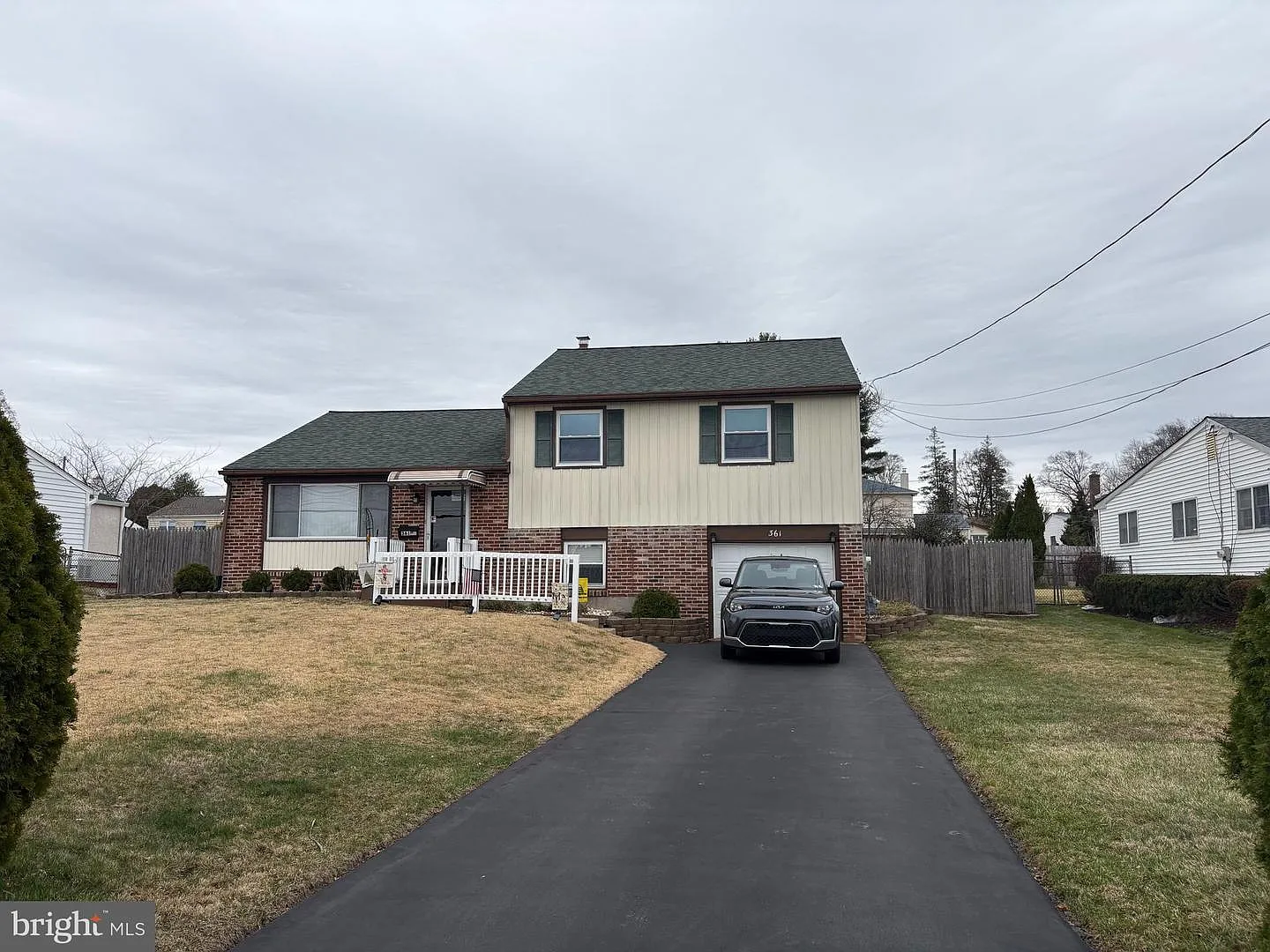 361 Valley Rd photo 1