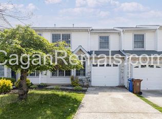32 Shady Brooke Ln, Logan Township, NJ 08085