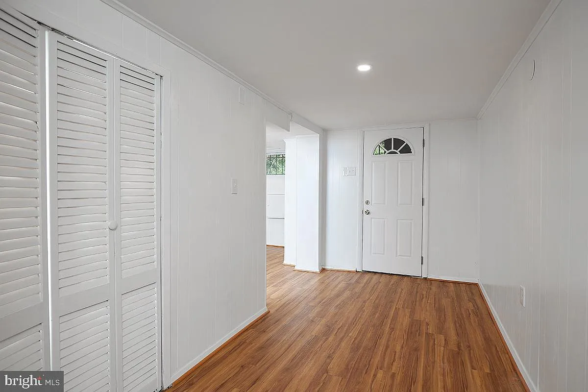 1 bed, 1.0 bath, 934 sqft, $1,850 — Photo 4