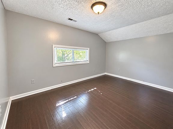 4th image of 200 W 13th Ave