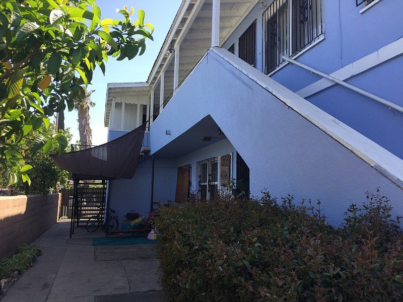 1st image of 847 E Imperial Hwy APT 4