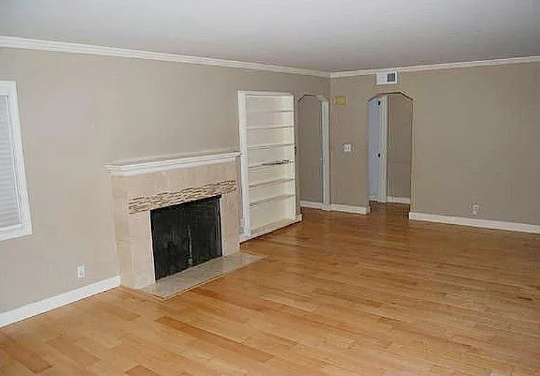 Form Living room with fireplace