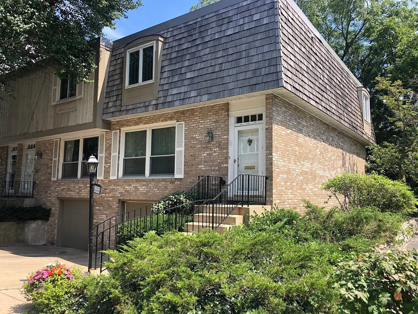 1920 Wilmette Ave Unit A photo 1