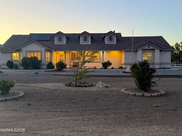 680 Buckskin Dr, Fernley, NV 89408
