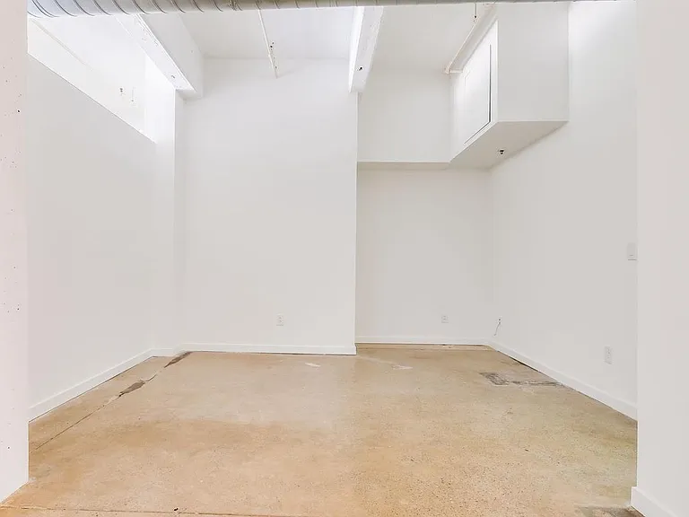 444 N 4th St #208 — Photo 10