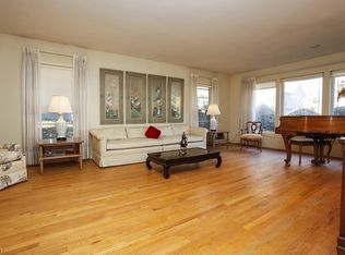 16 Hart Dr, South Orange, NJ 07079