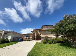 1825 Bay Landing Dr, Portland, TX 78374