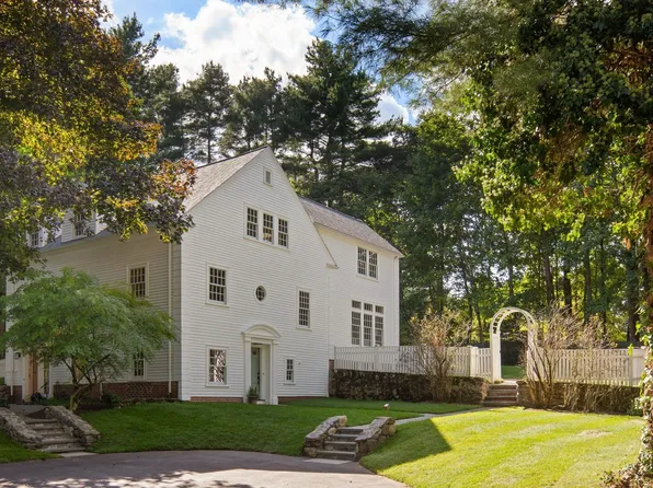 4 Cedar Rd, Lincoln, MA 01773