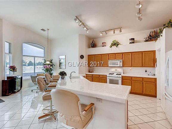 5th image of 5301 Still Breeze Ave