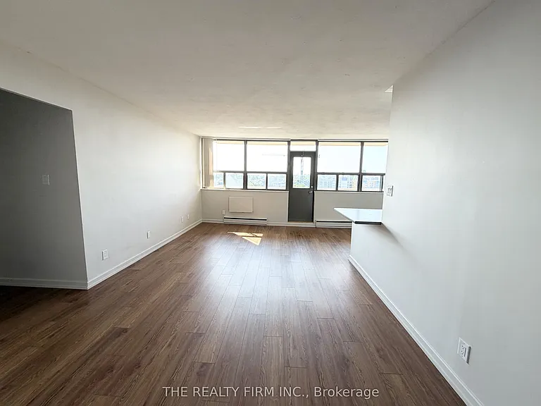 1209 Richmond St #1202 — Photo 2