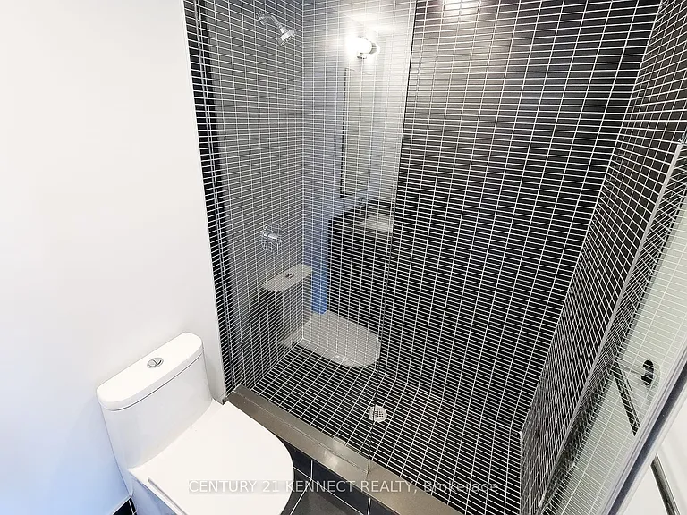 1 Jarvis St #1121 — Photo 38