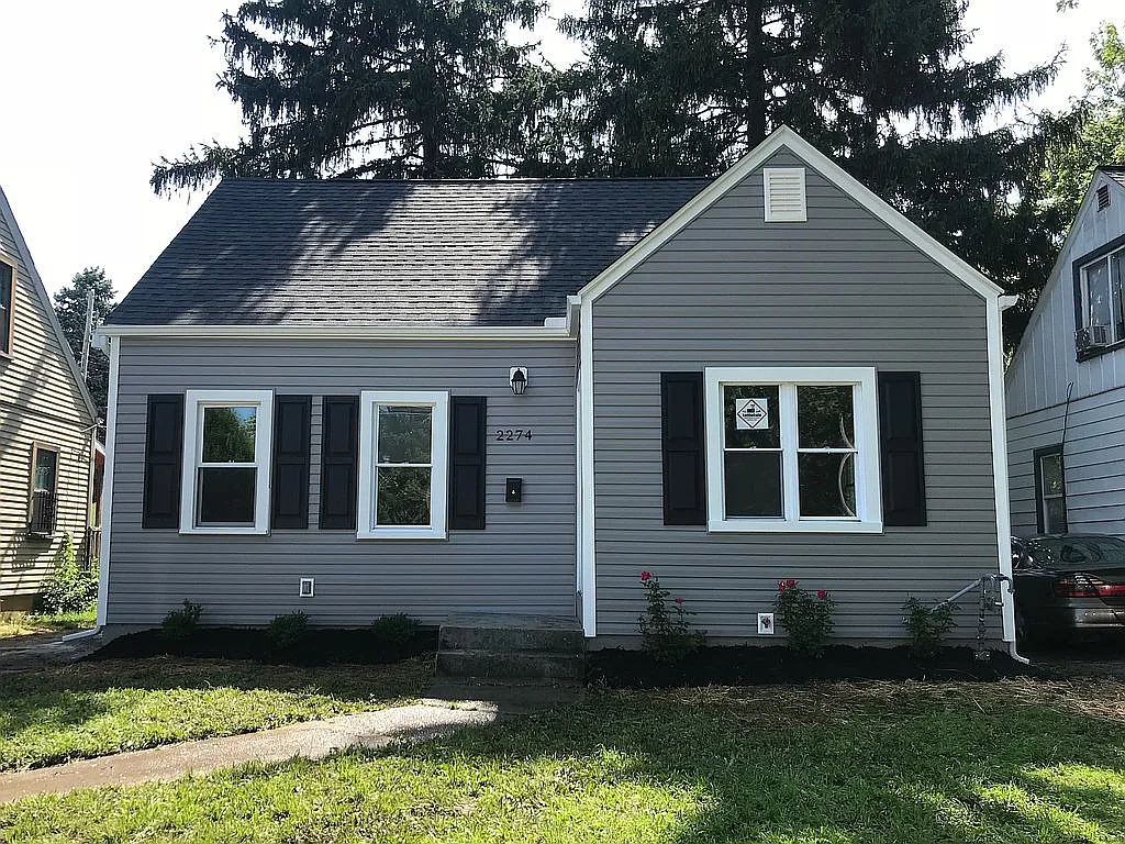 2274 Ontario St photo 1