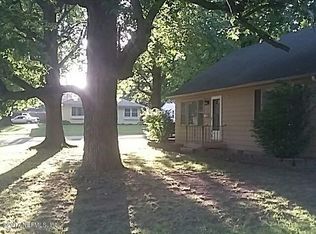 1827 Jay St, Belleville, IL 62226