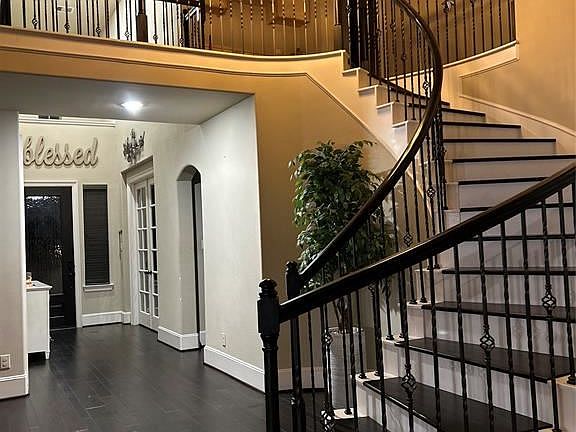 4th image of 14515 Mountain Cliff Ln