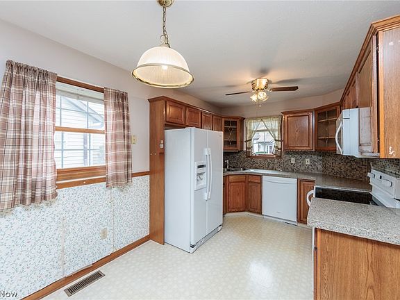 4th image of 5779 Gateway Ln