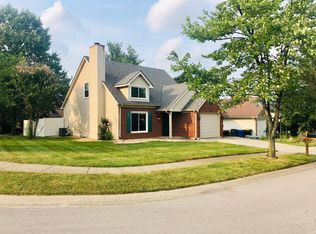 1212 Red Stone Dr, Lexington, KY
