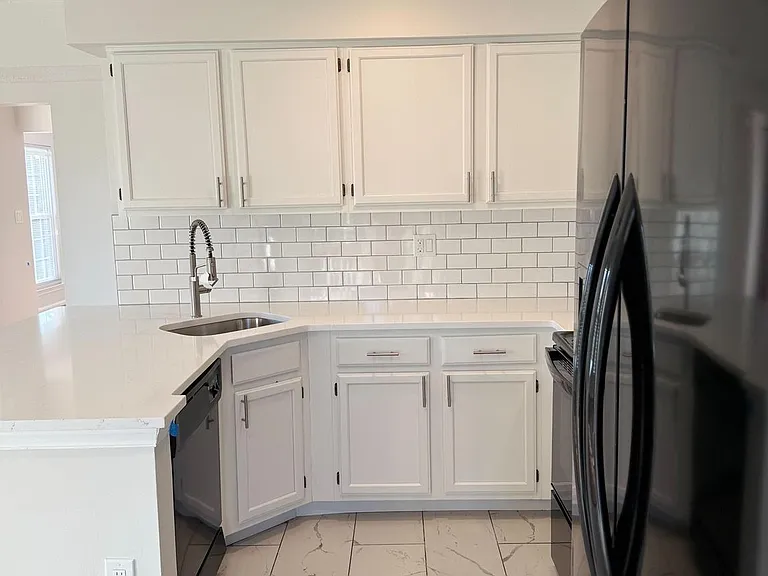 2401 W Rosecroft Village Cir — Photo 11